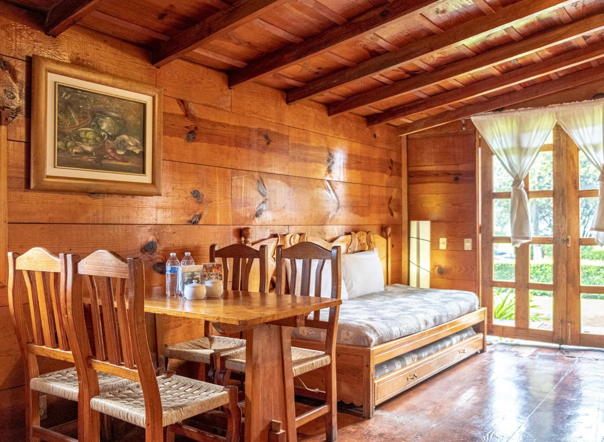 Zirahuen Forest And Resort Экстерьер фото